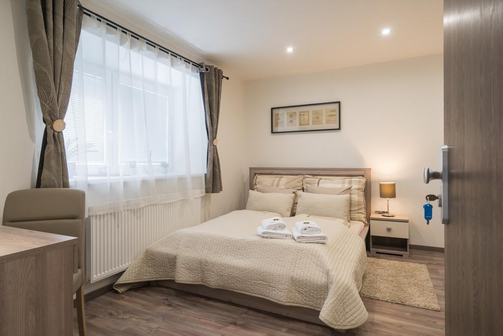 Cajkovskij Apartments Brno-Jih Екстер'єр фото